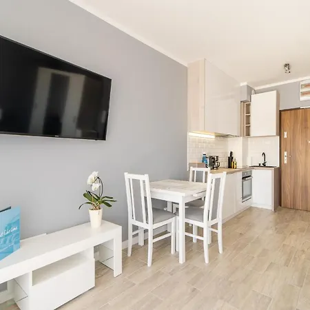 Flamingo By Renters דירה