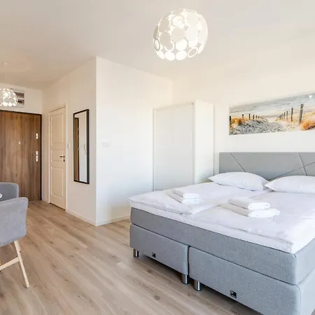 Flamingo By Renters דירה